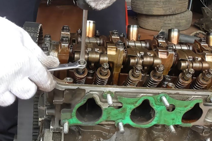 Engine Valve Installation Instructions